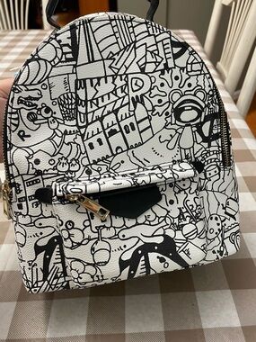 The Moon and Penny Doodle Graphic Print Mini Backpack - Black & White
